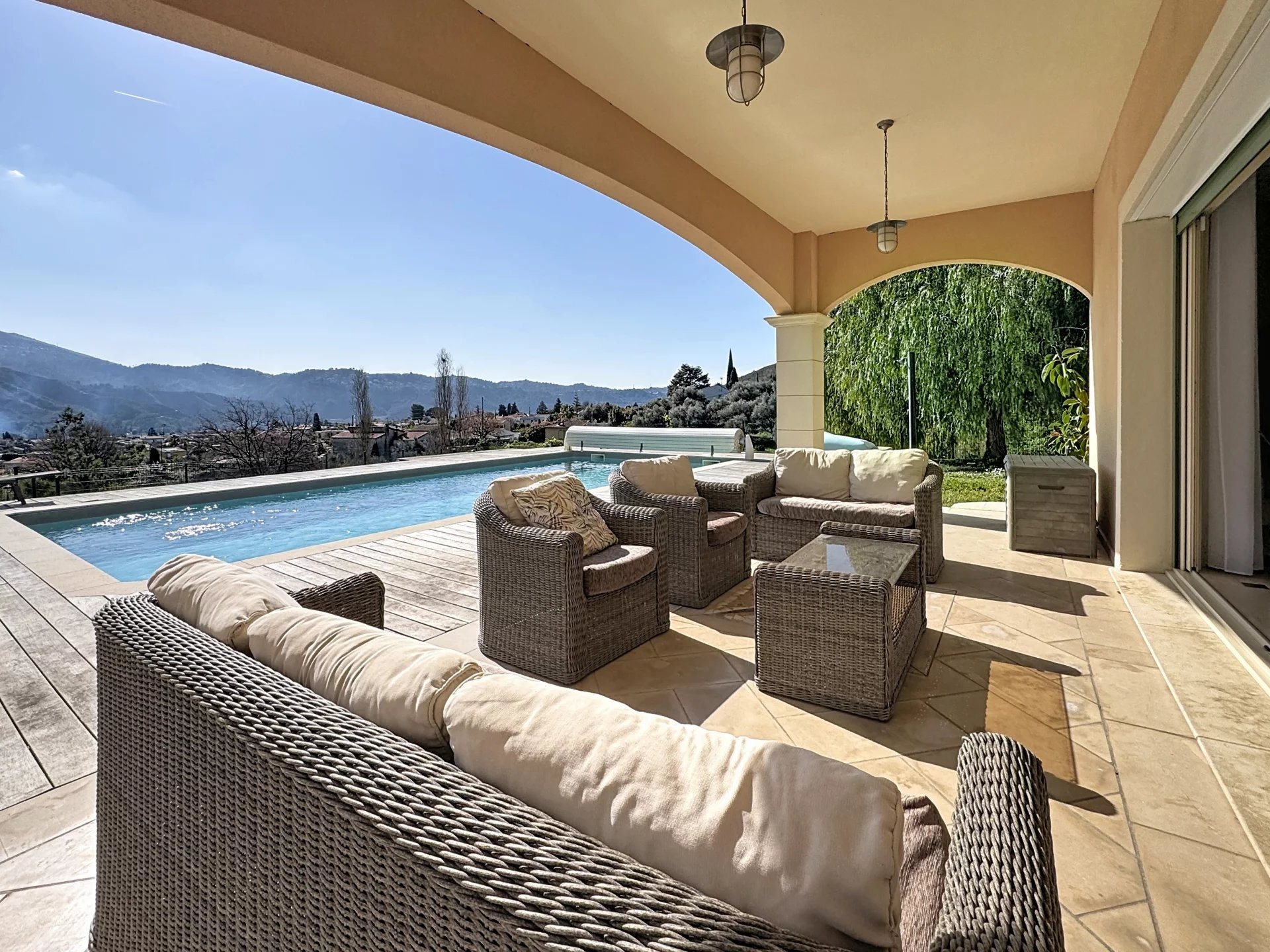 Maison à vendre, 190m², Carros