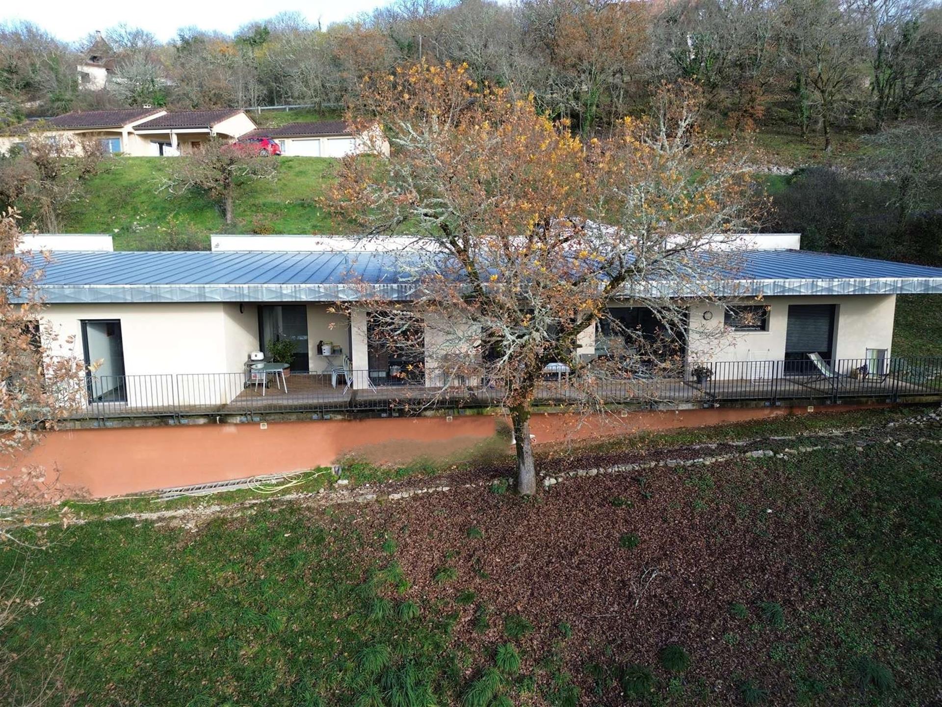 Maison à vendre, 132m², Souillac