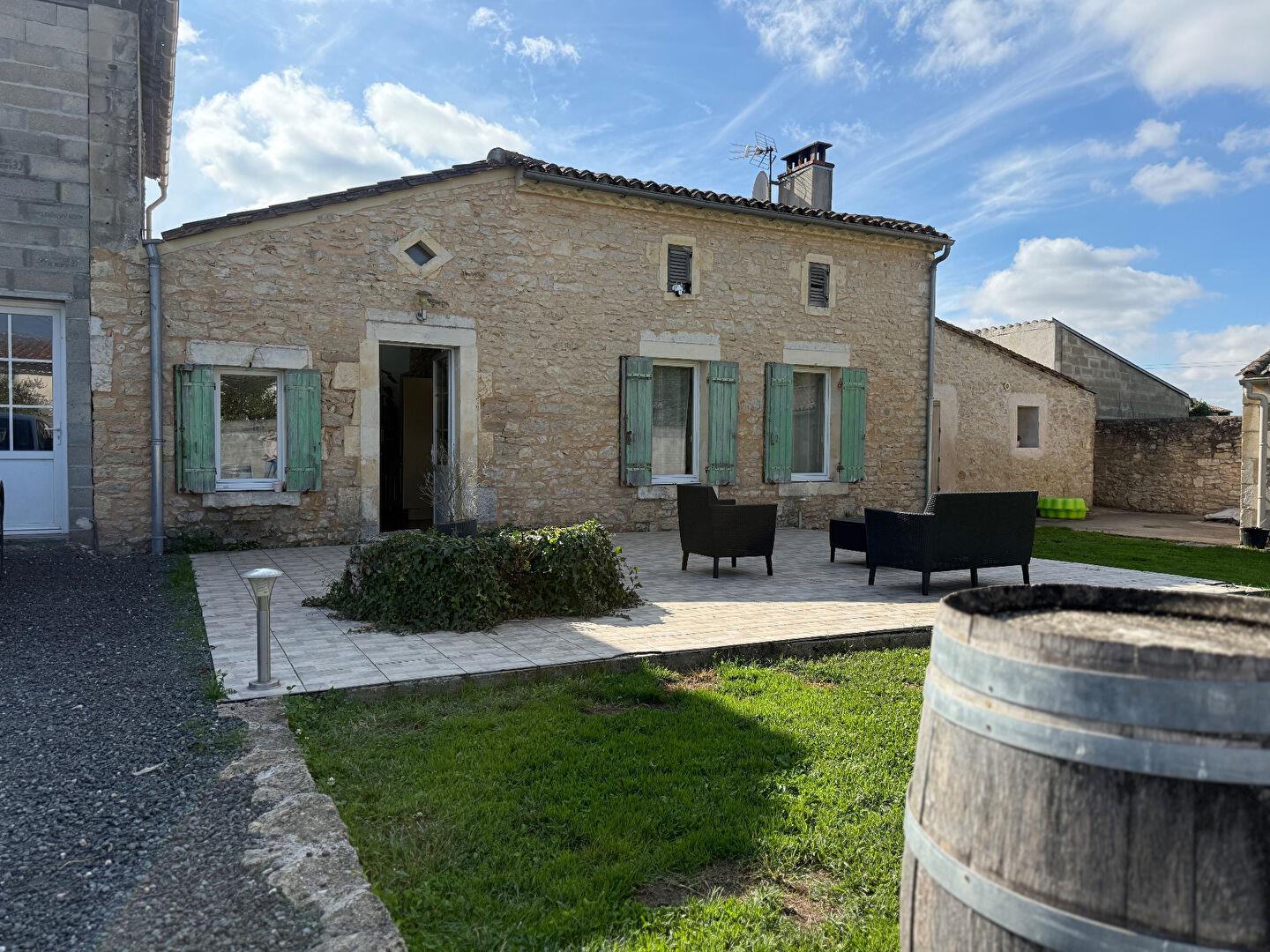 Maison à vendre, 368m², Saint-Ciers-sur-Gironde