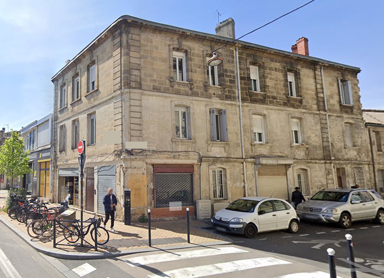 For Sale: Commercial Premises for Rent - Bordeaux Victoire - Capucins Sector