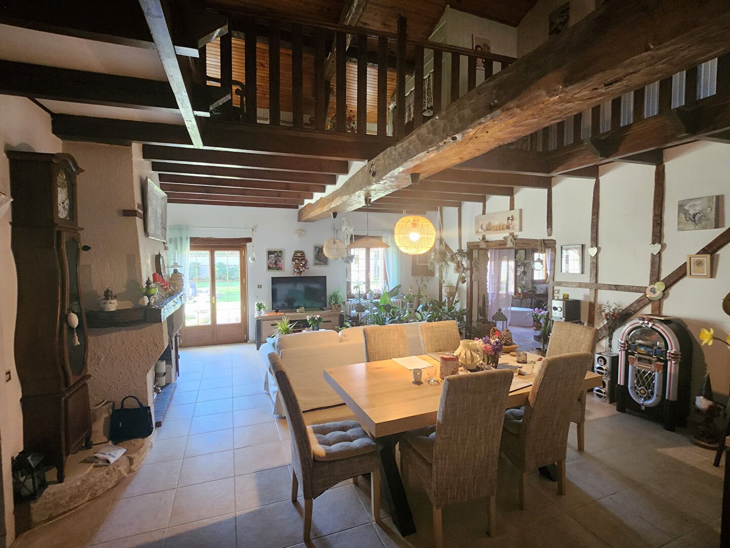 Maison à vendre, 196m², Teuillac
