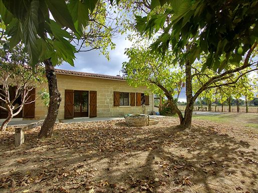 Maison 6 pièces 150 m² · à Pugnac · 150 m² · 240 000 €
