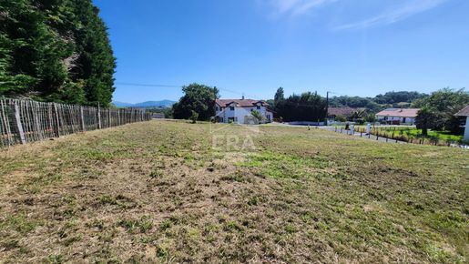 Terrain, terrain 1000 m² — Briscous (Pyrénées-Atlantiques) · 180 000 €
