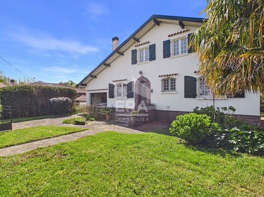 Maison 6 pièces 133 m² · à Cambo-les-Bains · 133 m² · 510 000 €
