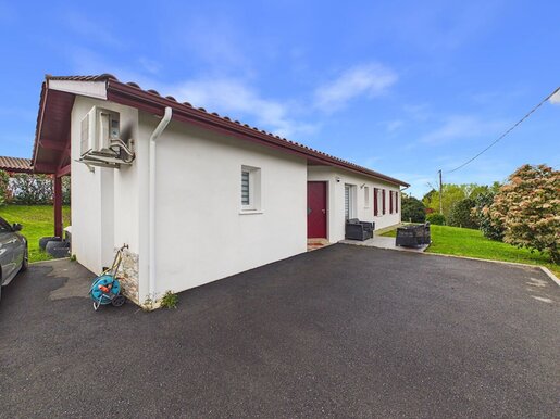 Maison 4 pièces 106 m² · à Hasparren · 106 m² · 439 000 €