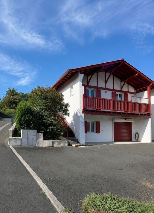Maison 2 pièces 57 m² · à Hasparren · 57 m² · 316 000 €