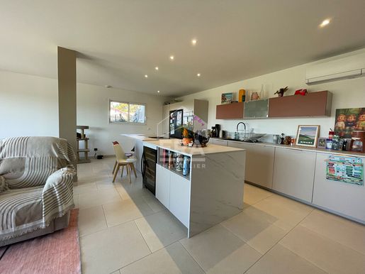Appartement 4 pièces 108 m² · à Bardos · 108 m² · 357 000 €