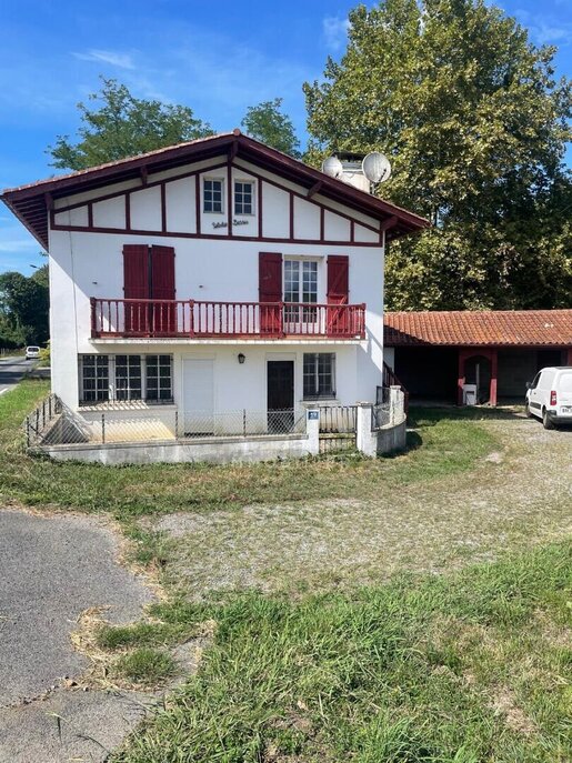 Maison 7 pièces 185 m² · à Méharin · 185 m² · 199 000 €