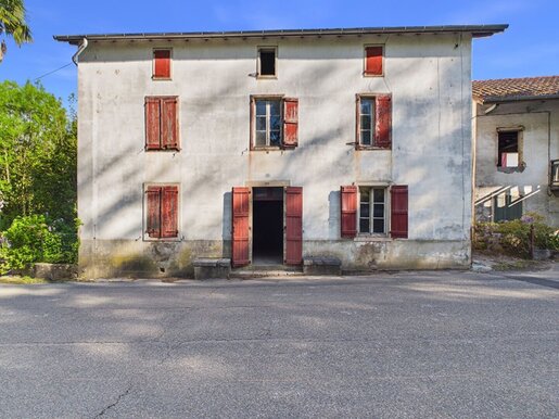 Appartement 3 pièces 90 m² · à Cambo-les-Bains · 90 m² · 99 000 €