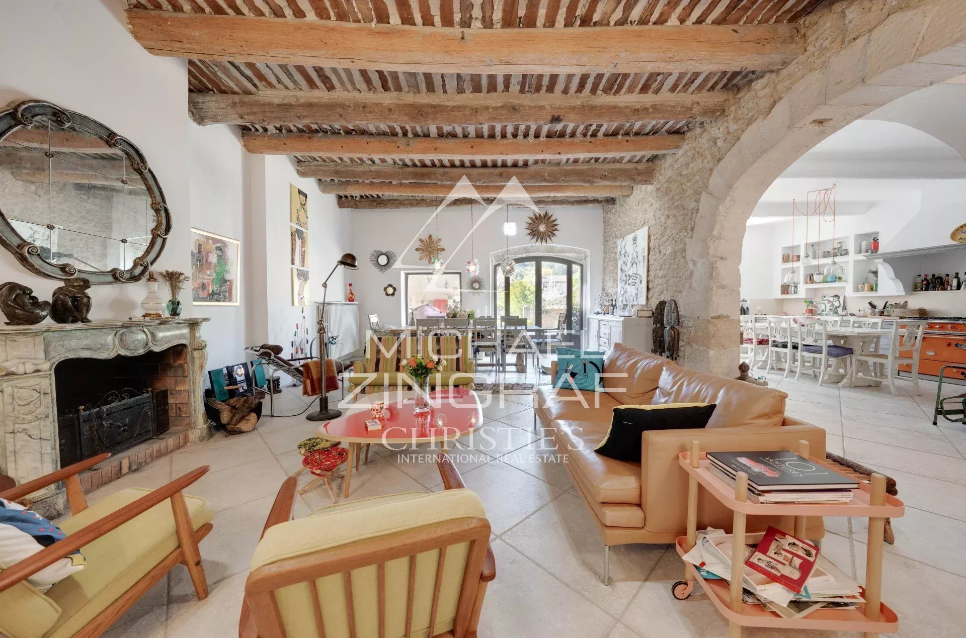 Maison à vendre, 340m², Alleins