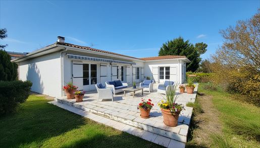 4 pièces 164 m² · à Breuillet · 164 m² · 346 500 €
