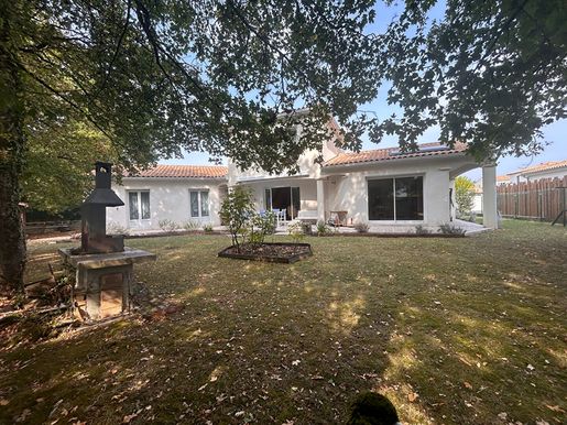 Maison 6 pièces 195 m² · à Mont-de-Marsan · 195 m² · 679 000 €
