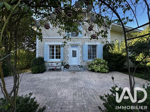 Maison 5 pièces 177 m² · à Villeneuve-sur-Lot · 177 m² · 374 000 €