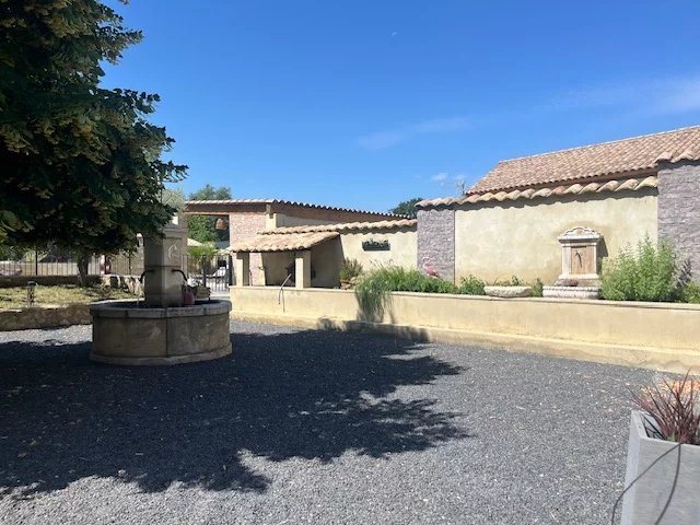Maison à vendre, 730m², Saint-Paulet-de-Caisson