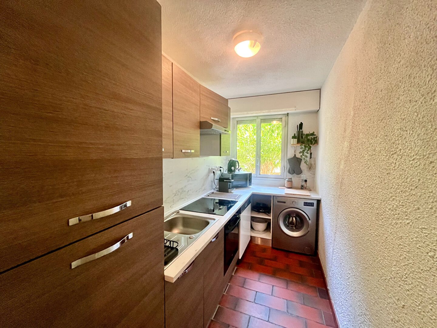 Superb, bright, two-bedroom apartment on the ground floor, south-facing, with a covered... - Ansicht 4