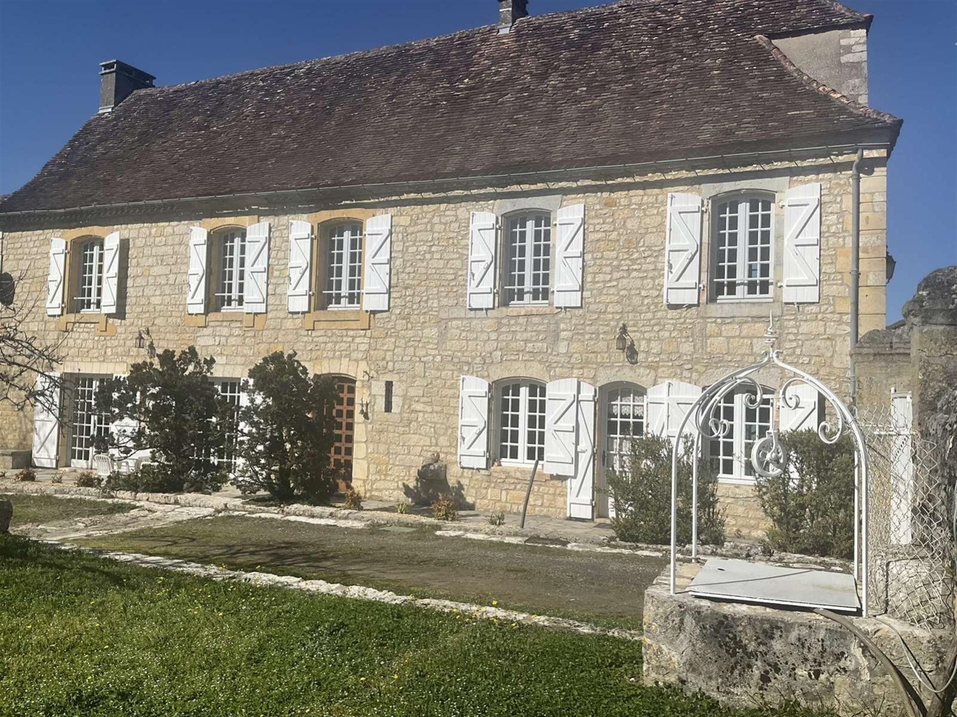 Maison à vendre, 200m², Gourdon