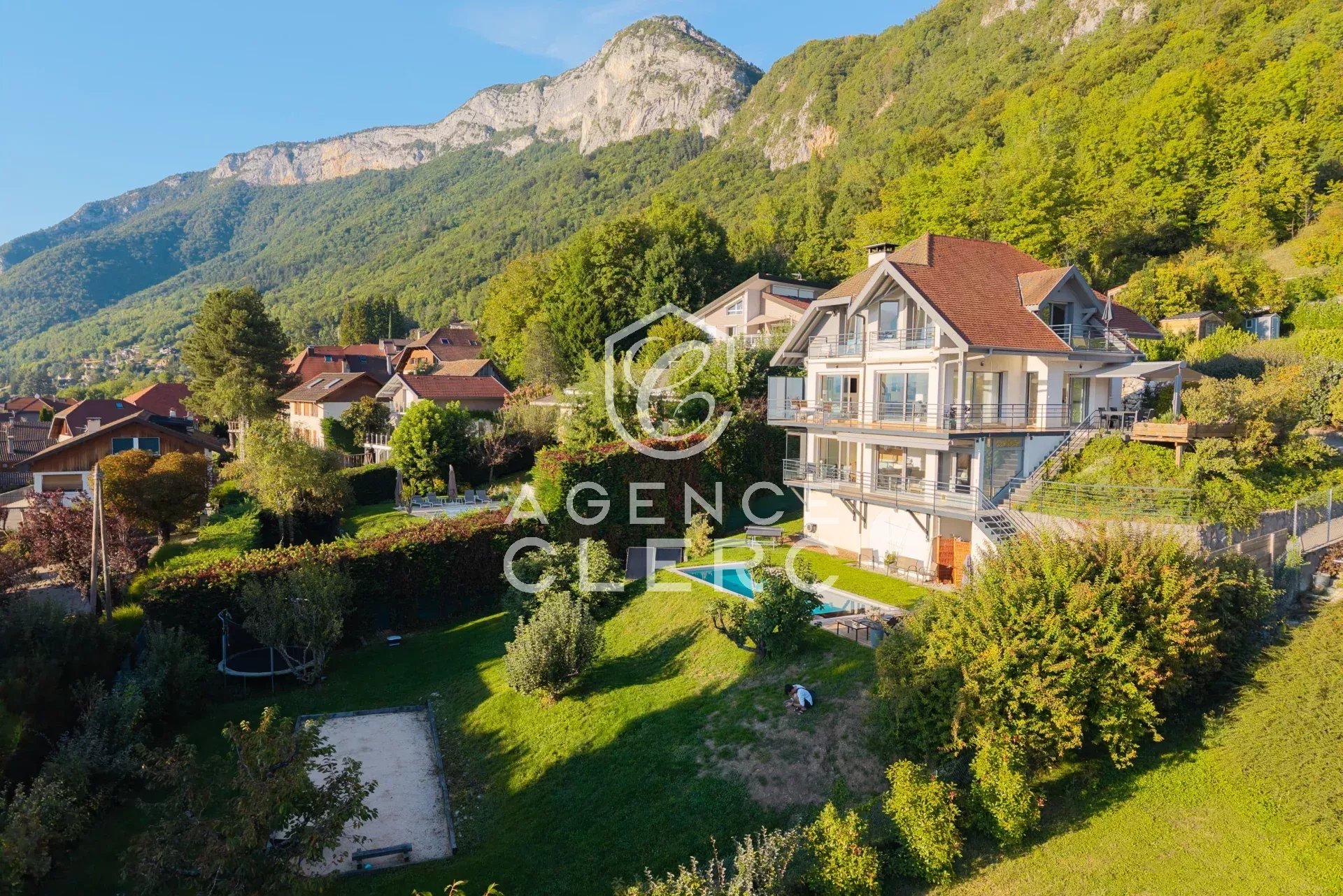 Maison à vendre, 244m², Veyrier-du-Lac