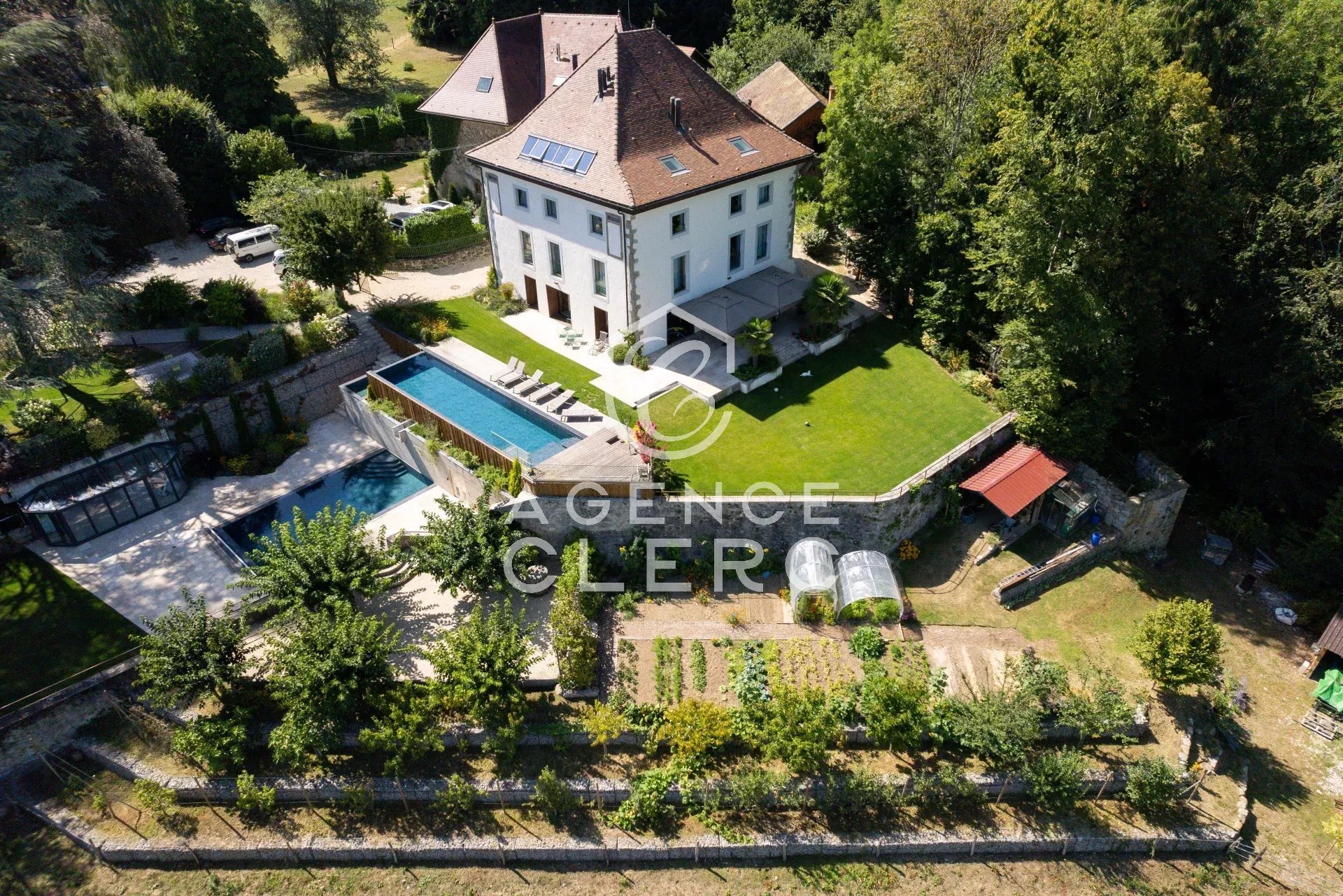 Maison à vendre, 600m², Pers-Jussy