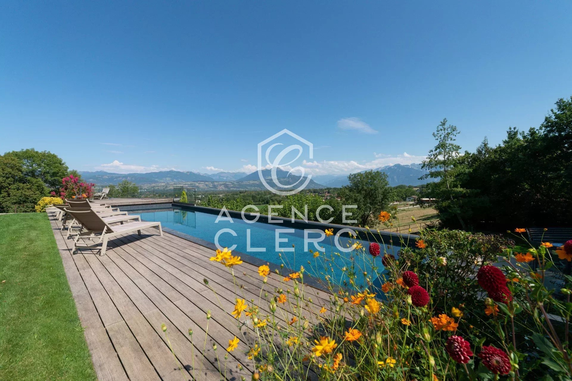 Maison à vendre, 600m², Pers-Jussy