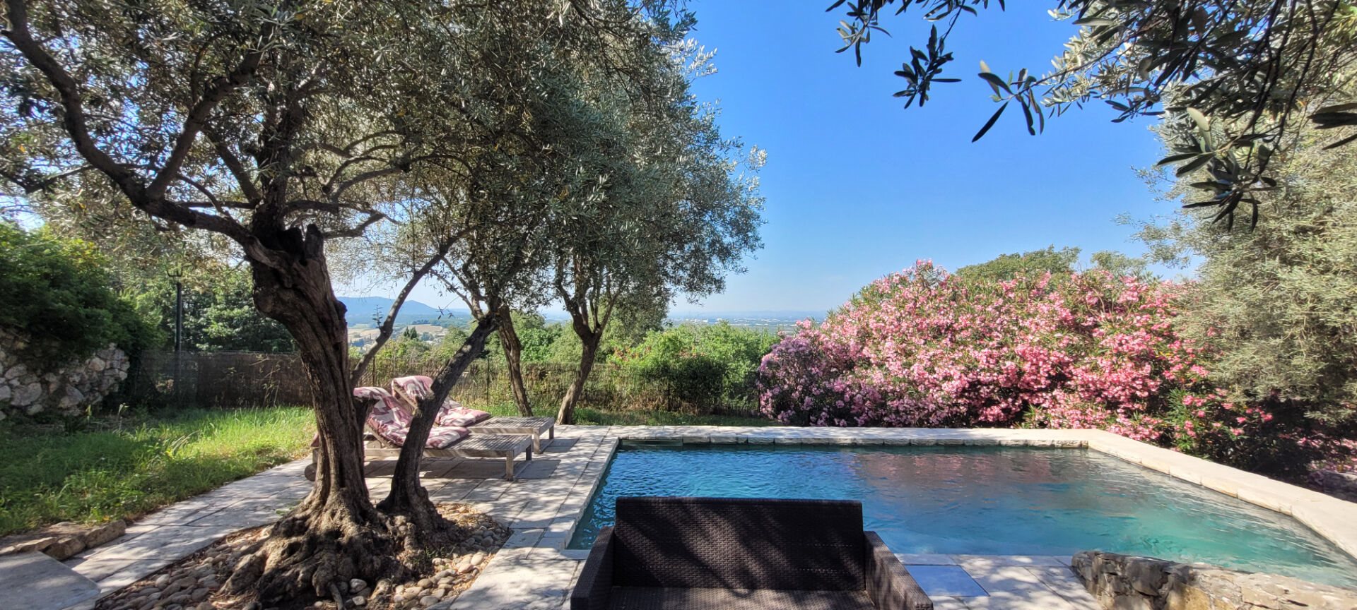 Maison à vendre, 254m², La Garde-Adhémar