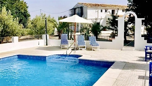 Advert pic 0