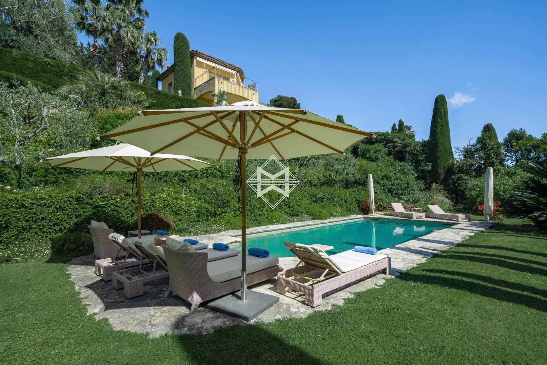 Maison à vendre, 380m², Mougins
