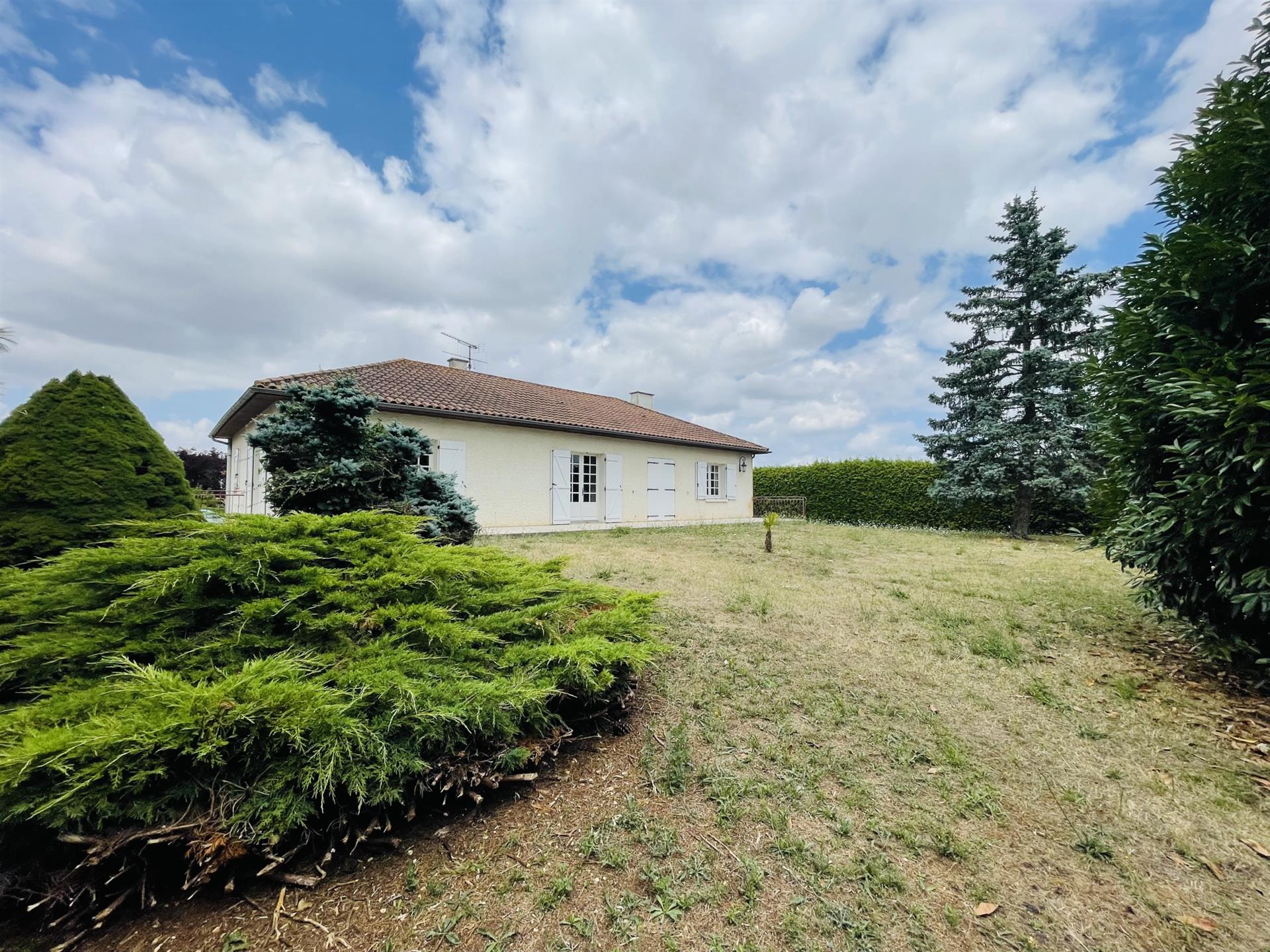 Maison à vendre, 165m², Cissé