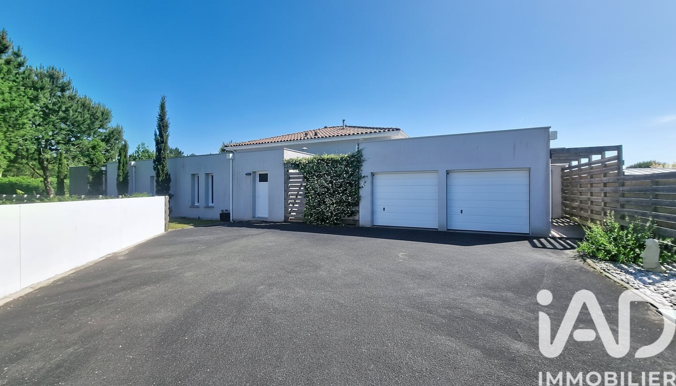 Maison à vendre, 173m², Parentis-en-Born