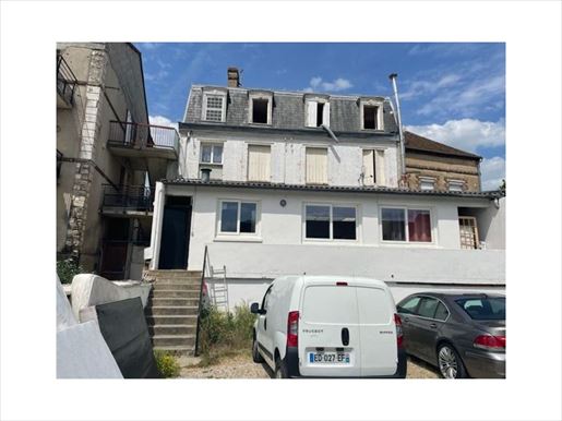 Immeuble 450 m² · à Sens · 450 m² · 498 000 €