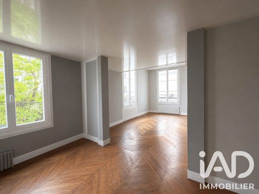 Appartement 6 pièces 144 m² · à Paris 8ème · 144 m² · 1 680 000 €