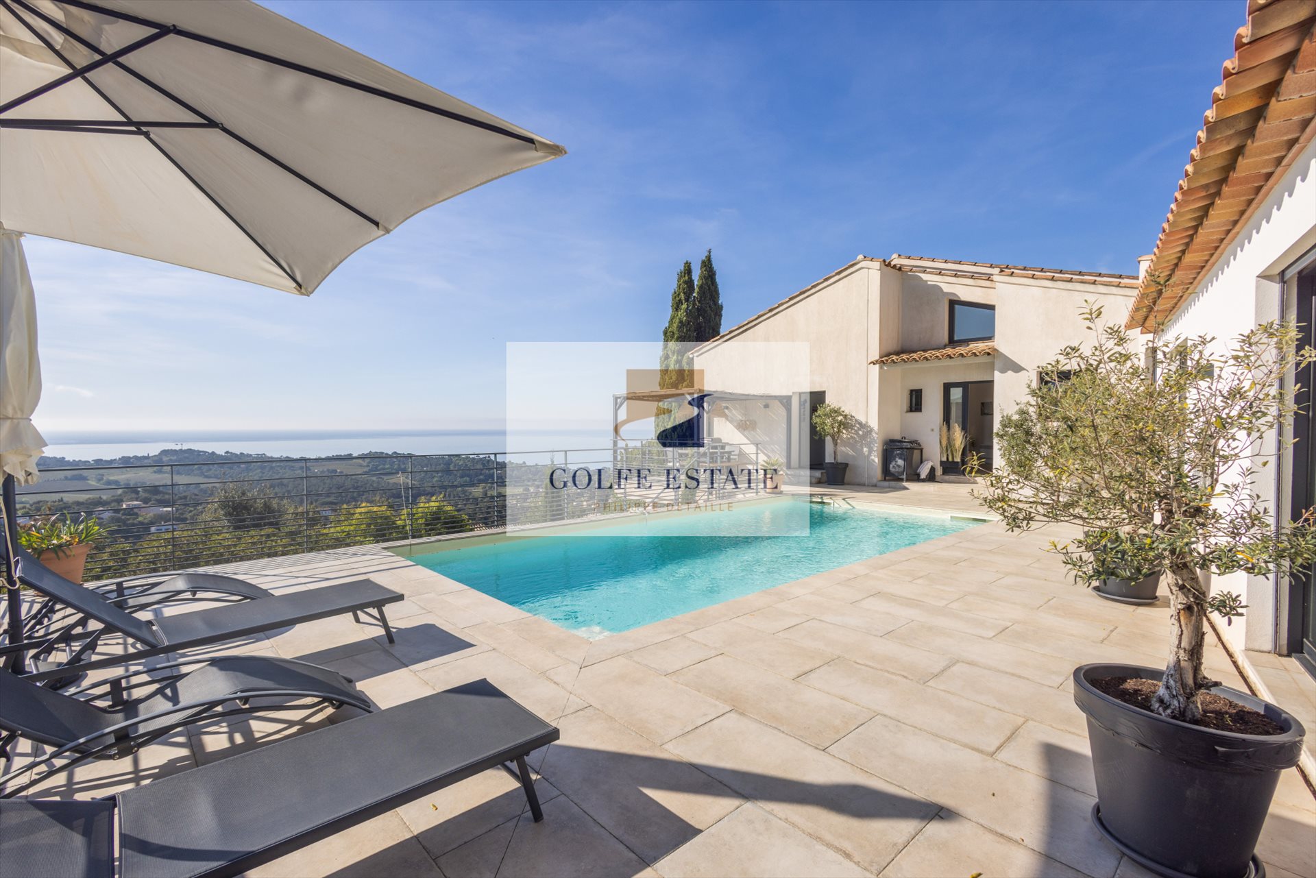 Maison à vendre, 185m², La Croix-Valmer