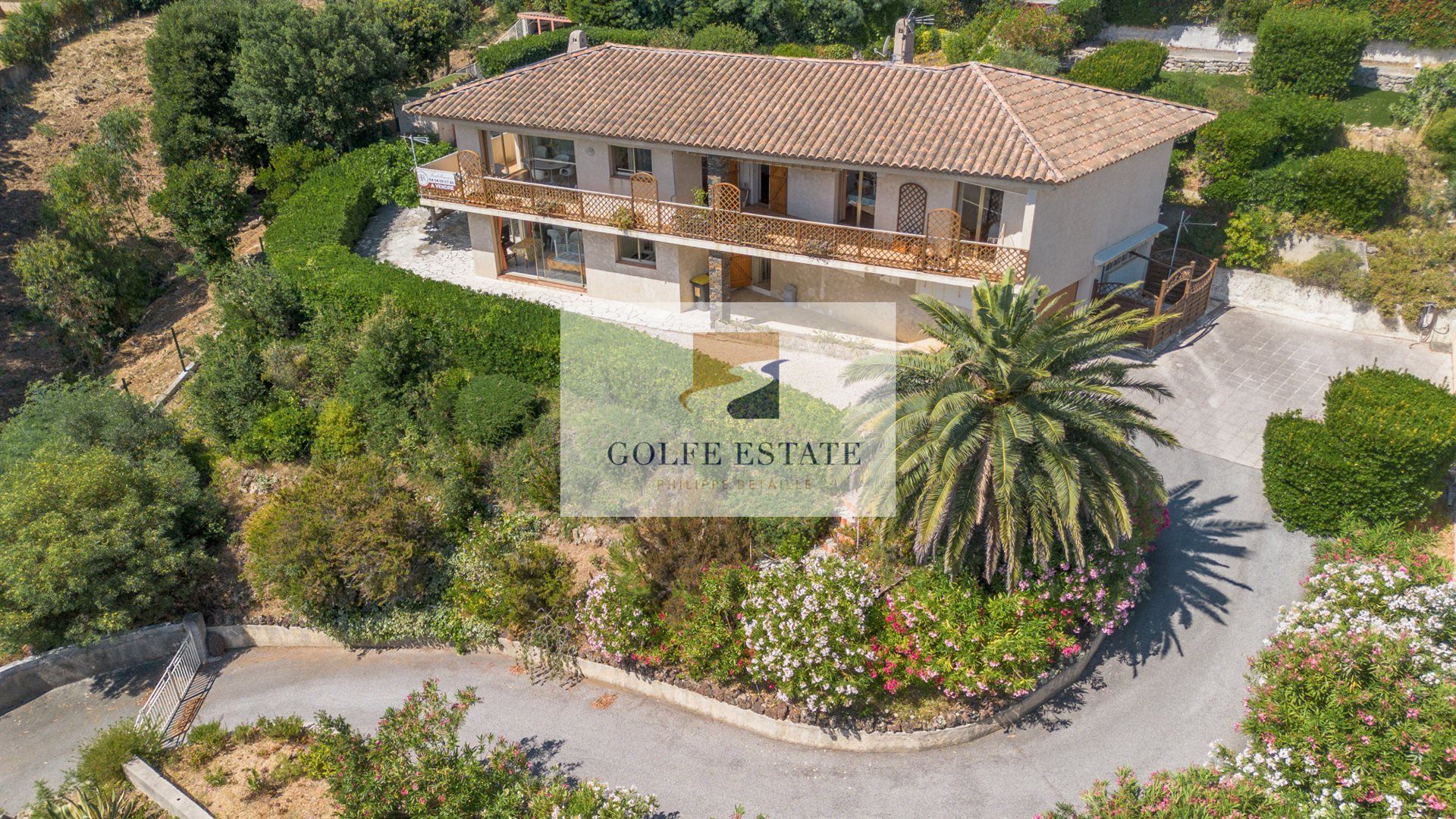 Maison à vendre, 200m², Cavalaire-sur-Mer