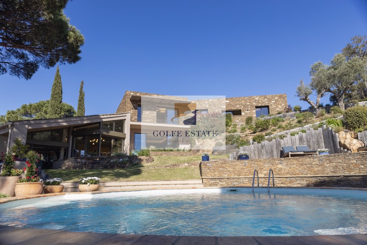Maison à vendre, 365m², La Croix-Valmer