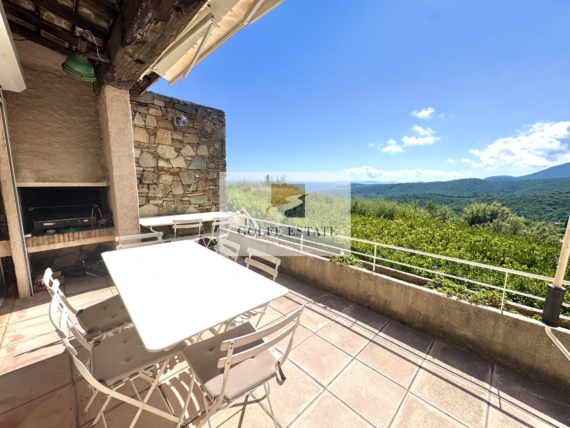 Maison à vendre, 115m², La Croix-Valmer