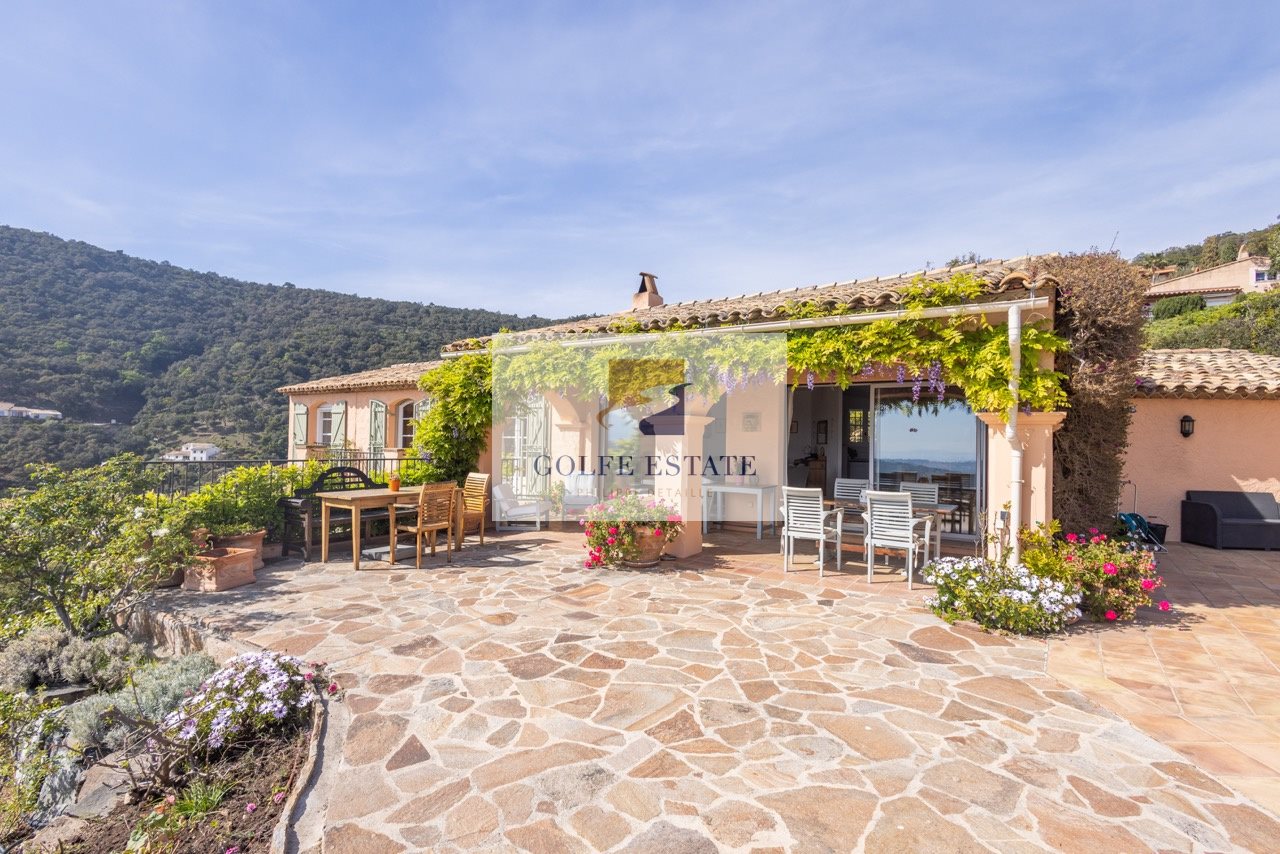 Maison à vendre, 158m², La Croix-Valmer
