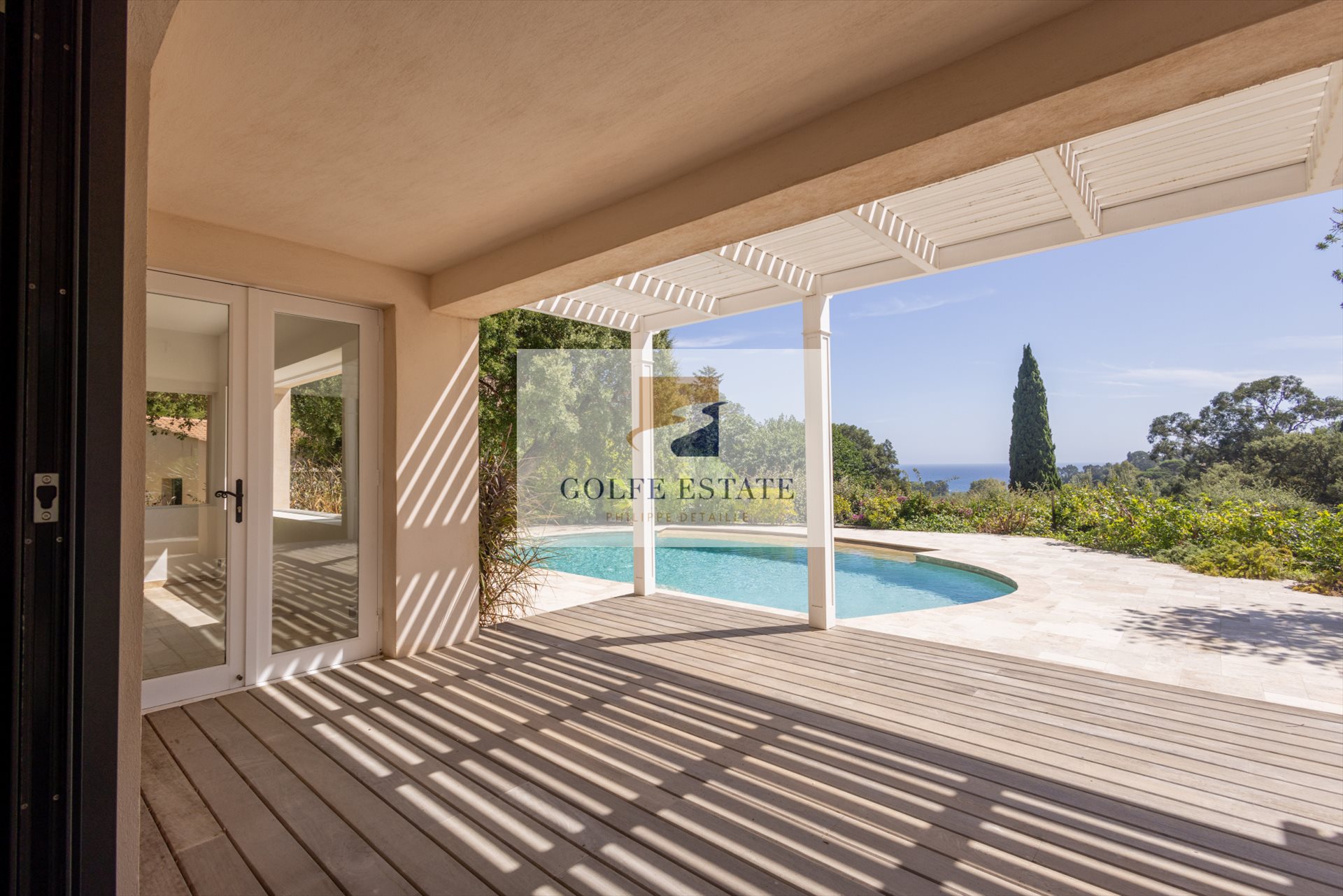 Maison à vendre, 200m², La Croix-Valmer