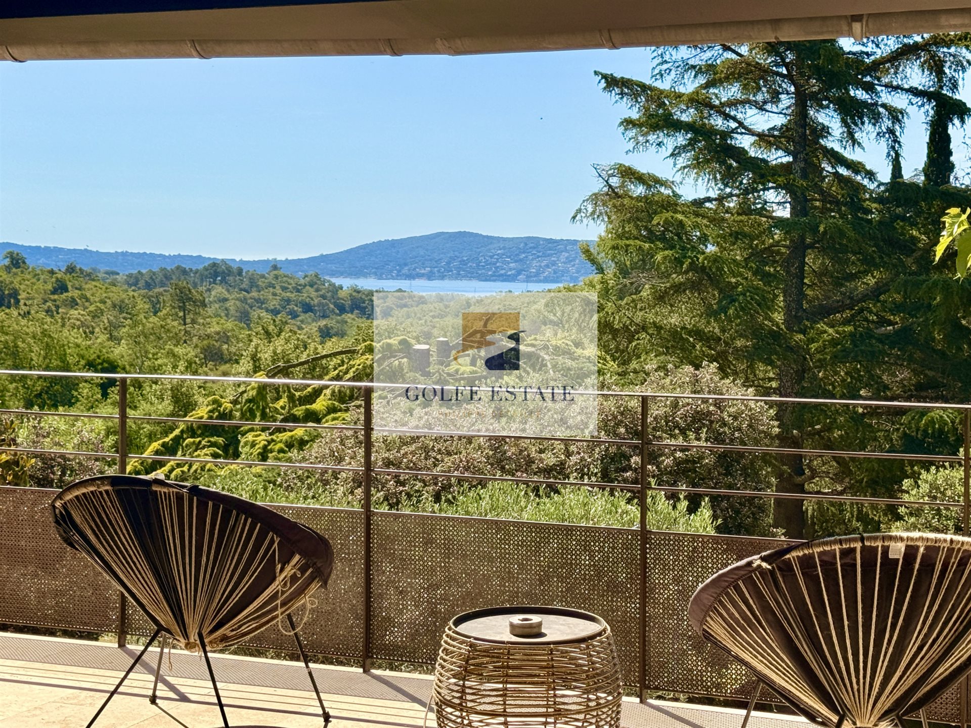 Maison à vendre, 470m², Grimaud