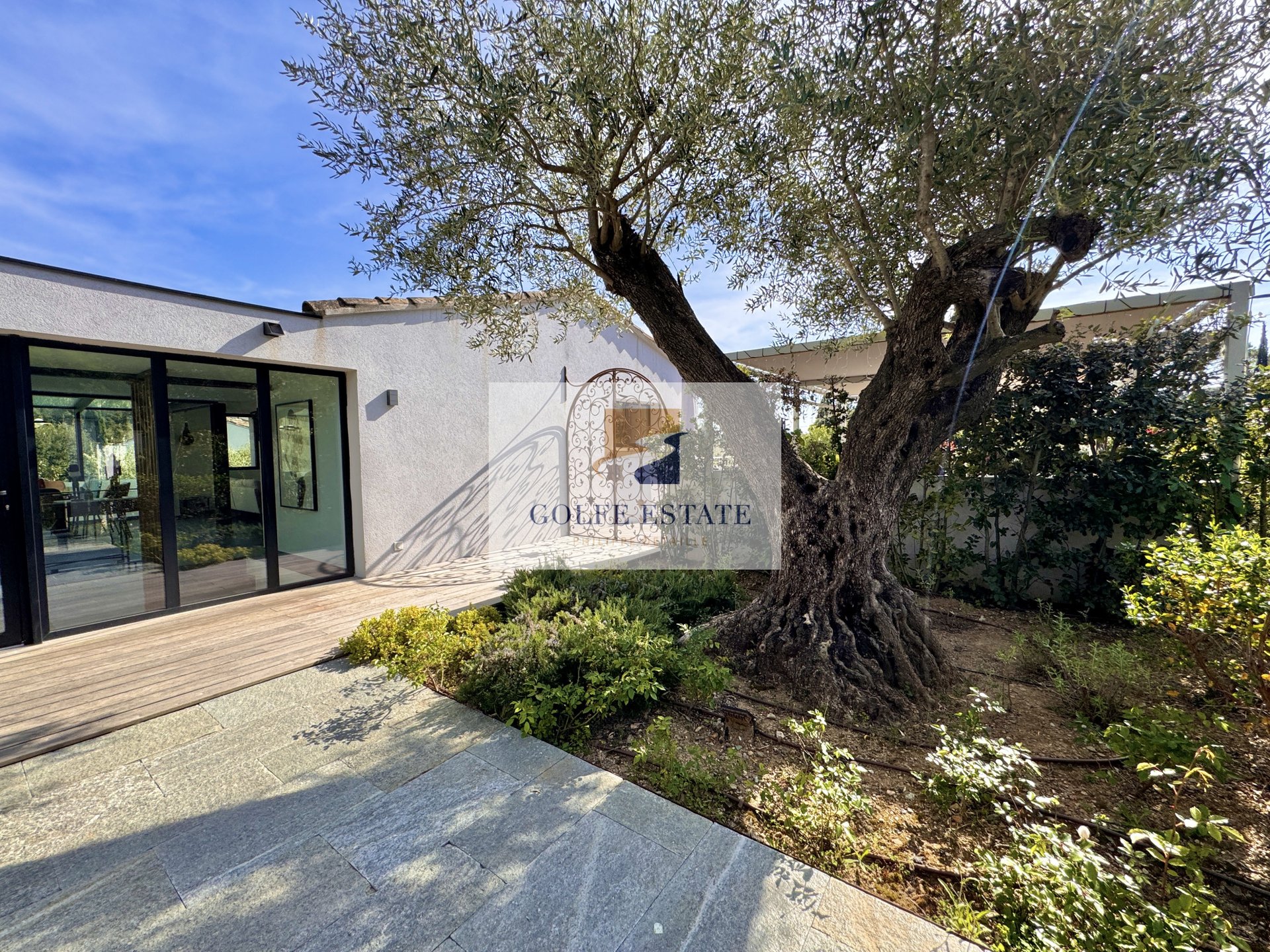 Maison à vendre, 280m², La Croix-Valmer