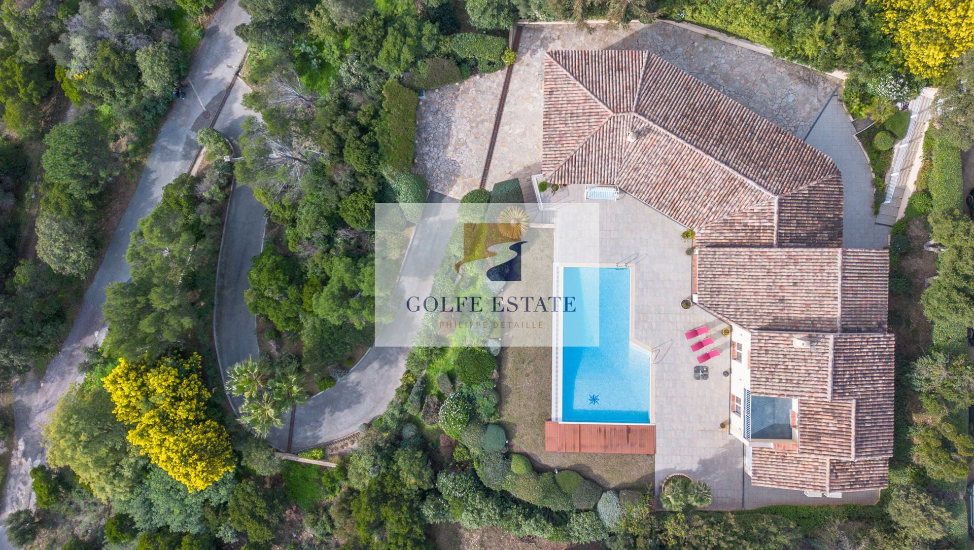 Maison à vendre, 350m², Cavalaire-sur-Mer