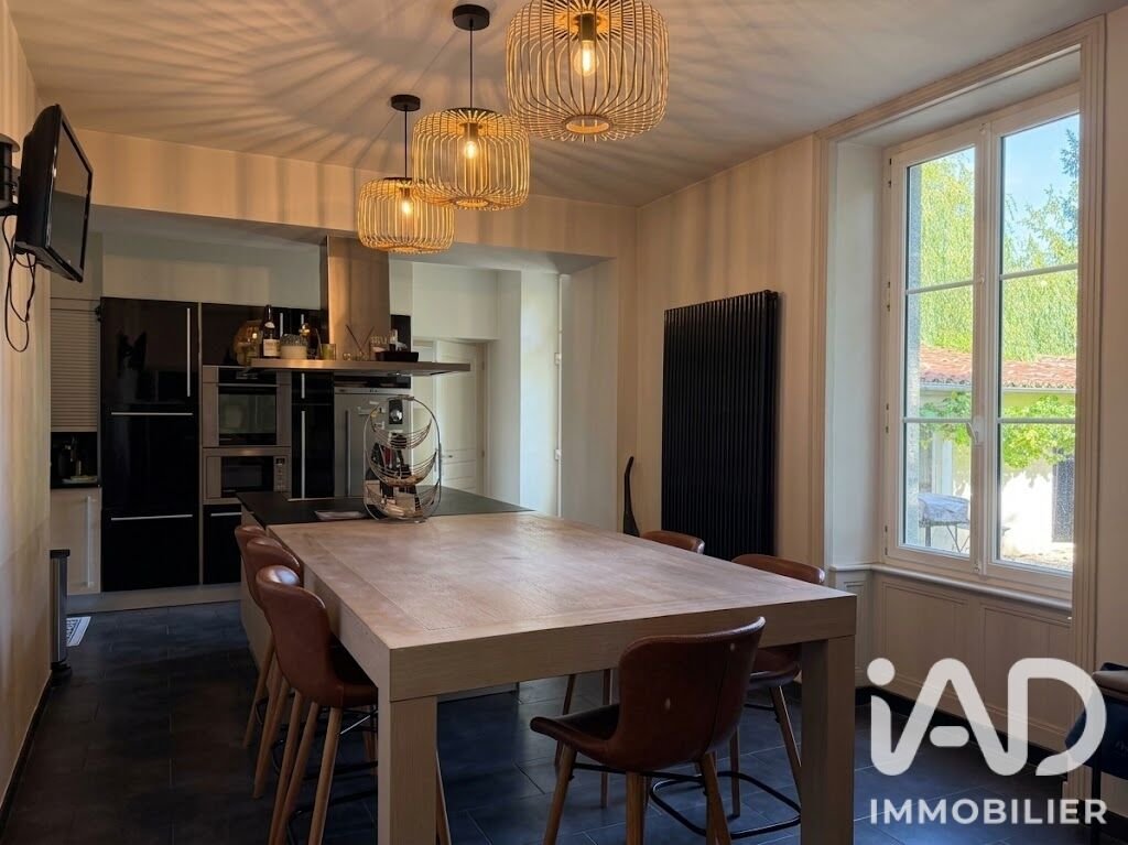 Maison à vendre, 240m², Moncoutant