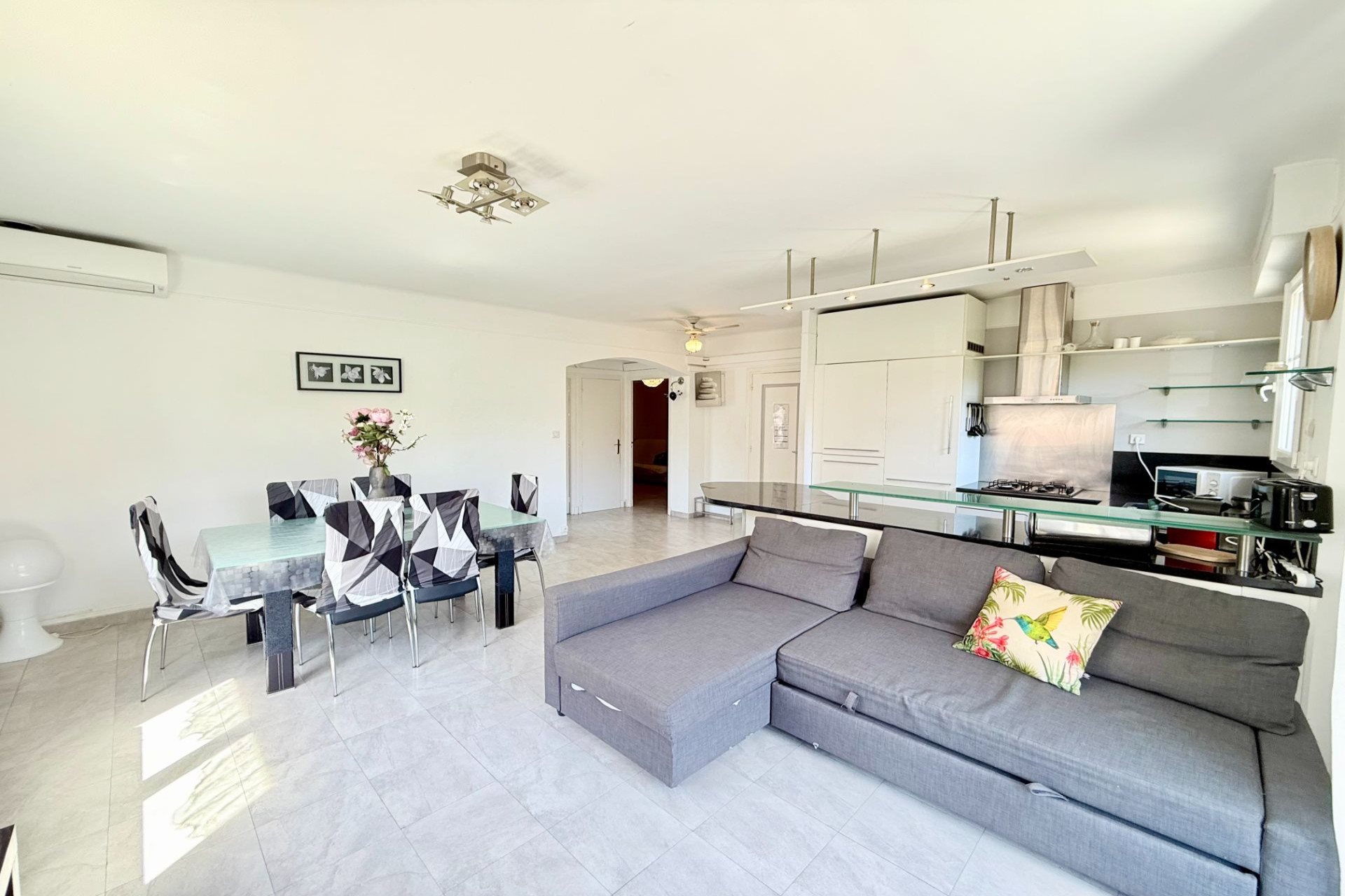 Appartement à vendre, 66m², Juan-les-Pins