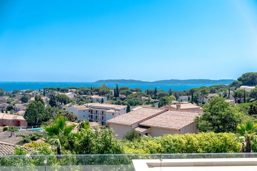 Maison 6 pièces 370 m² · à Sainte-Maxime · 370 m² · 3 900 000 €