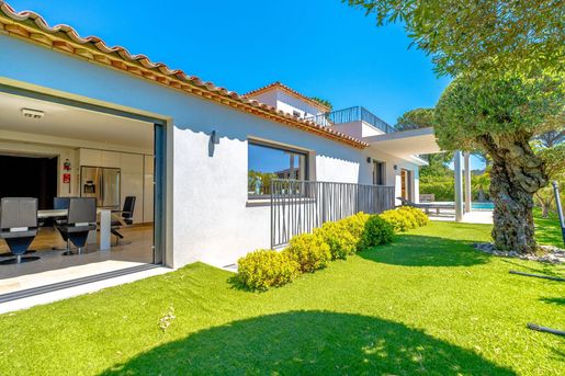 Maison 9 pièces 293 m² · à Sainte-Maxime · 293 m² · 1 995 000 €