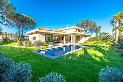 Maison 5 pièces 266 m² · à Sainte-Maxime · 266 m² · 2 990 000 €