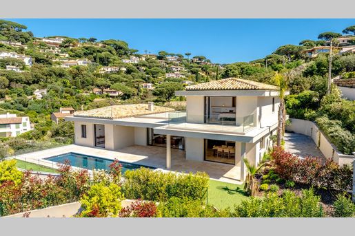 Maison 6 pièces 370 m² · à Sainte-Maxime · 370 m² · 5 490 000 €