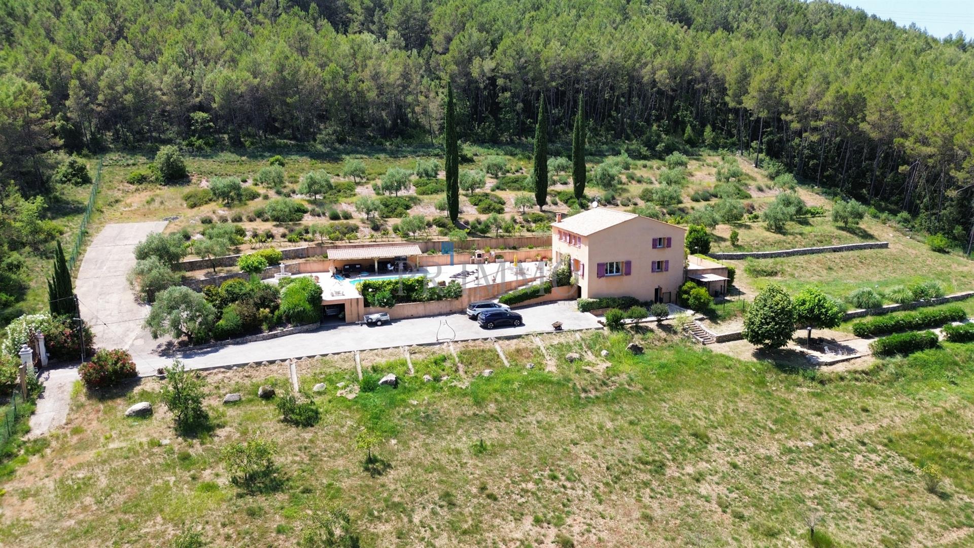 Maison à vendre, 242m², Lorgues