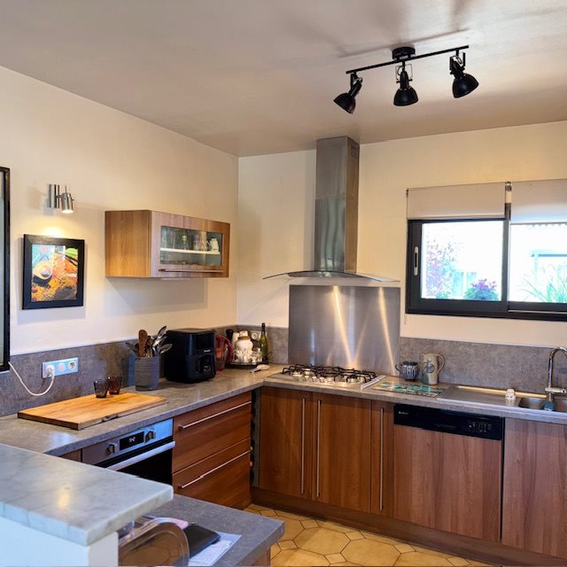 Maison à vendre, 170m², Pernes-les-Fontaines