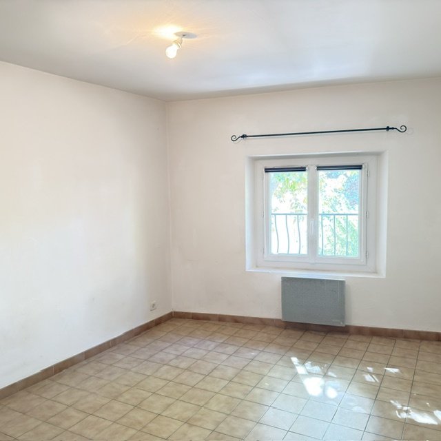 Appartement à louer, 78m², Saint-Didier