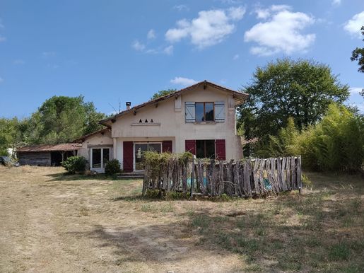 Maison 5 pièces 80 m² · à Escource · 80 m² · 187 200 €