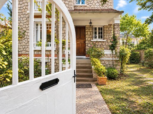 Maison 5 pièces 86 m² · au Vésinet · 86 m² · 880 000 €